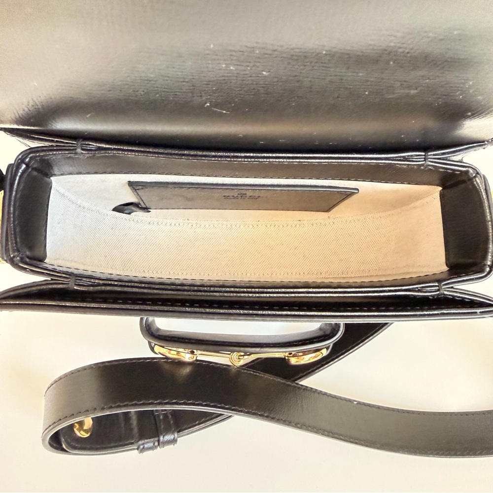 Black Gucci Horsebit leather crossbody bag - Picture 8 of 12